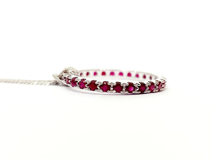 Collana pendente anello veretta eternity Rubini 1,40 ct Oro Bianco 18kt -750