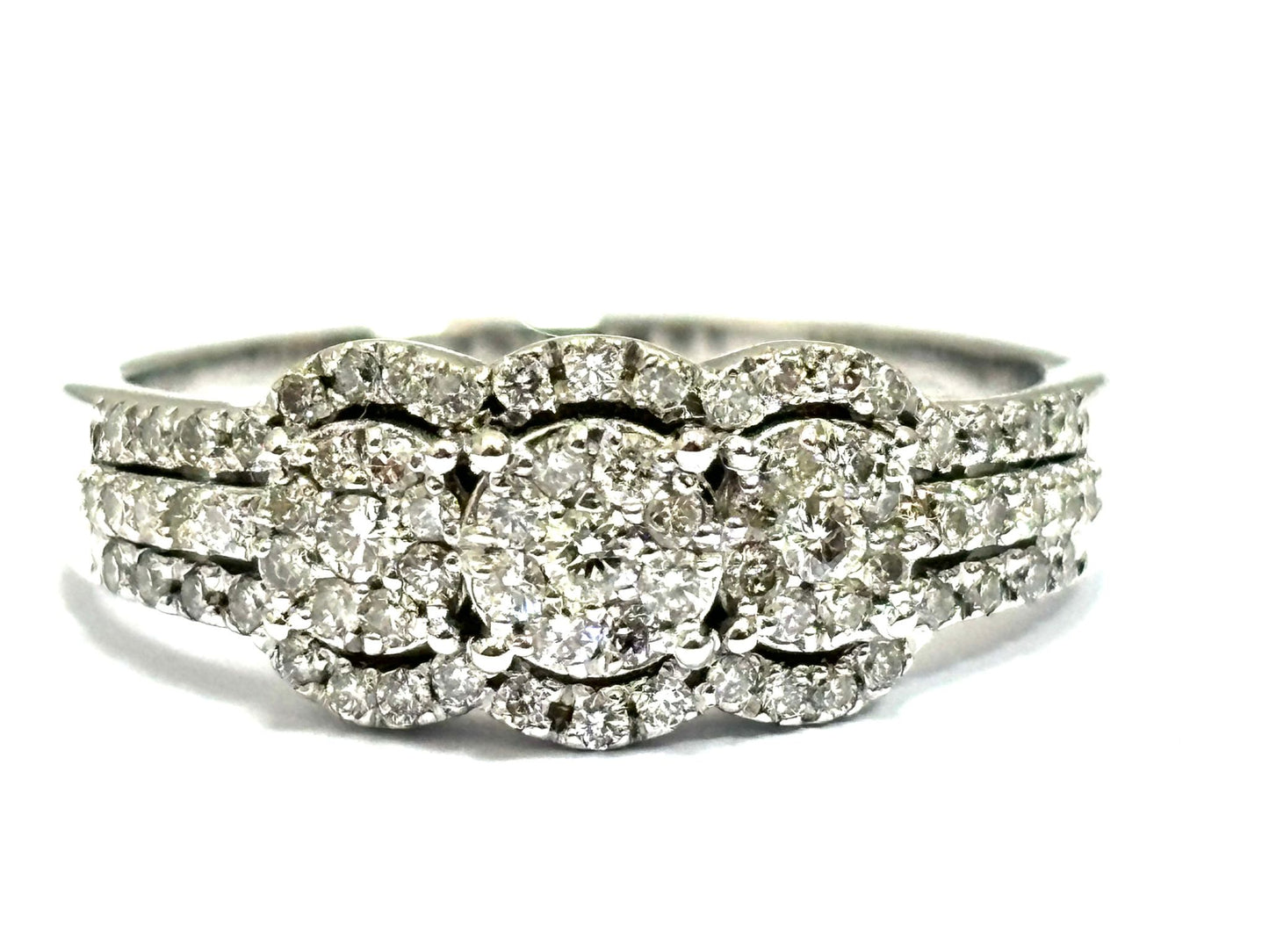 Anello trilogy magic Diamanti 0,90 ct in Oro Bianco 18 kt (750)