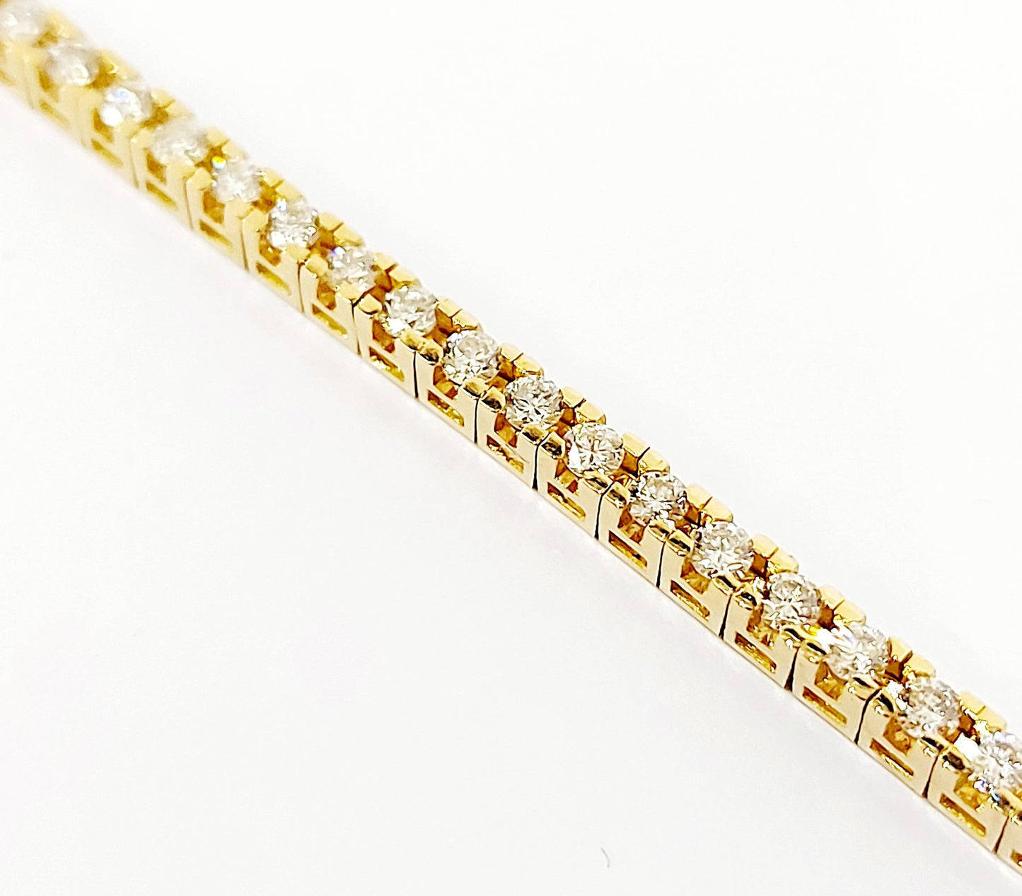 Bracciale Tennis in Oro Giallo con Diamanti 2,44 ct
