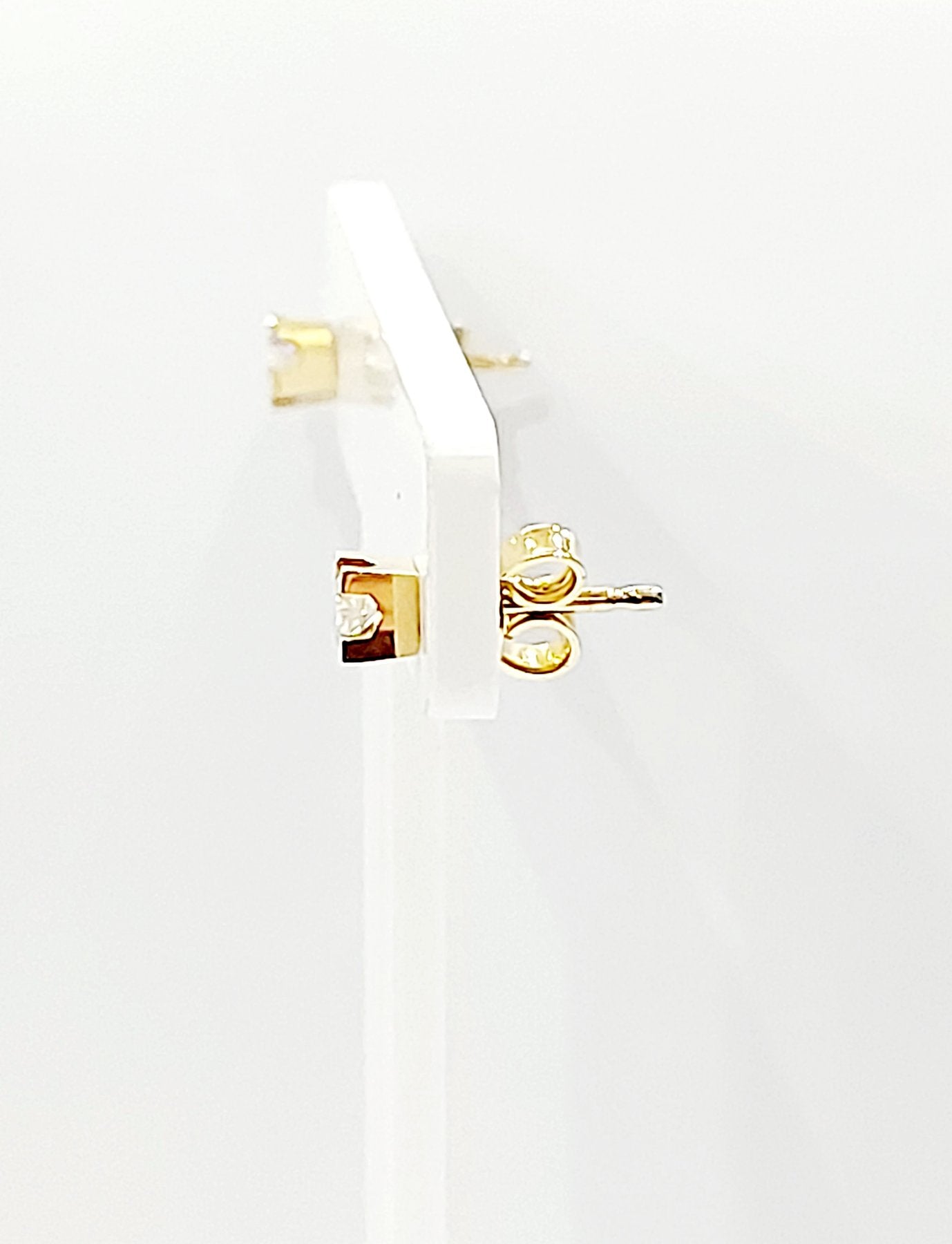 Orecchini punto luce tornito con Diamanti 0,10 ct in Oro Giallo 18 kt (750)
