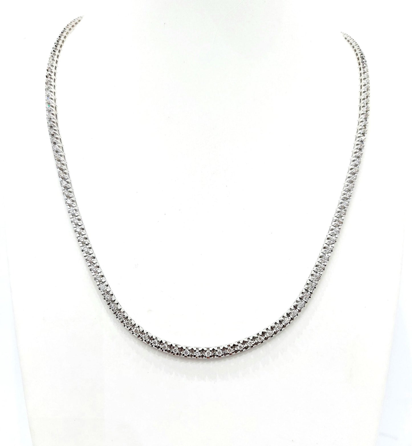 Collana modello tennis con Diamanti 3,05 ct semirigida Astralia in Oro Bianco 18 kt -750-45 cm