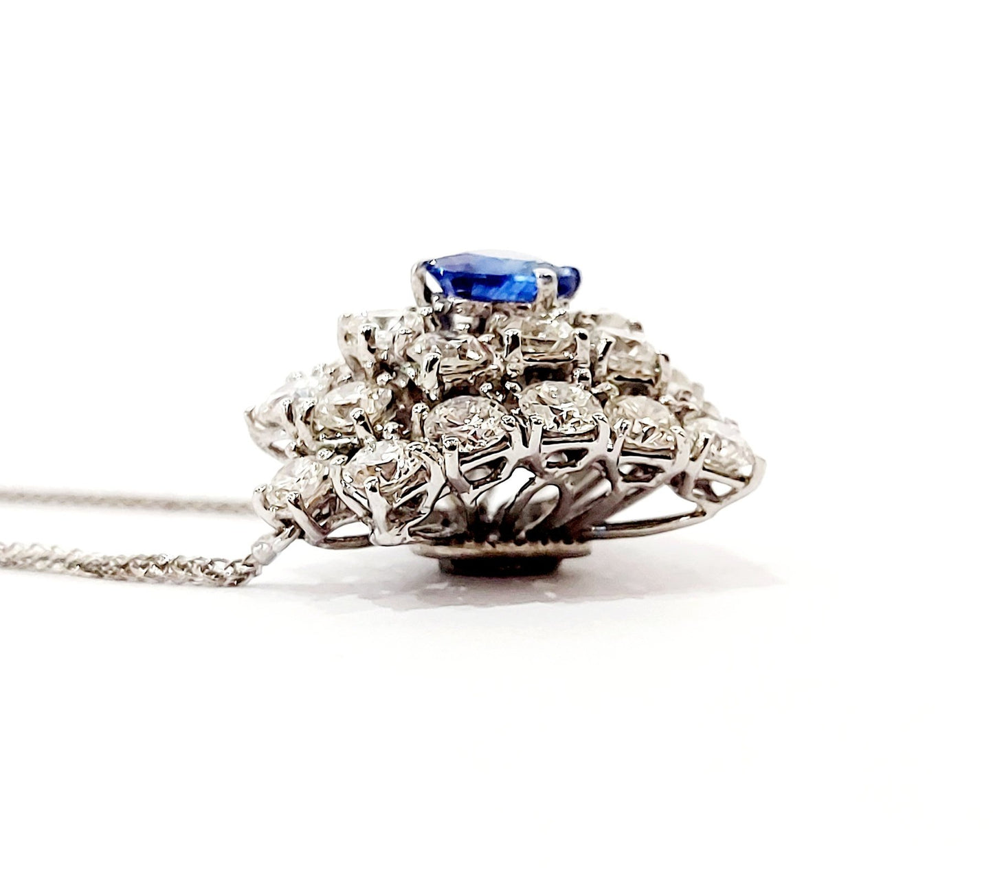 Collana pendente Cuore Oro bianco 18kt - 750 Astralia Zaffiro 1,05 ct e Diamanti 2,72 ct certificazione AIG MILAN