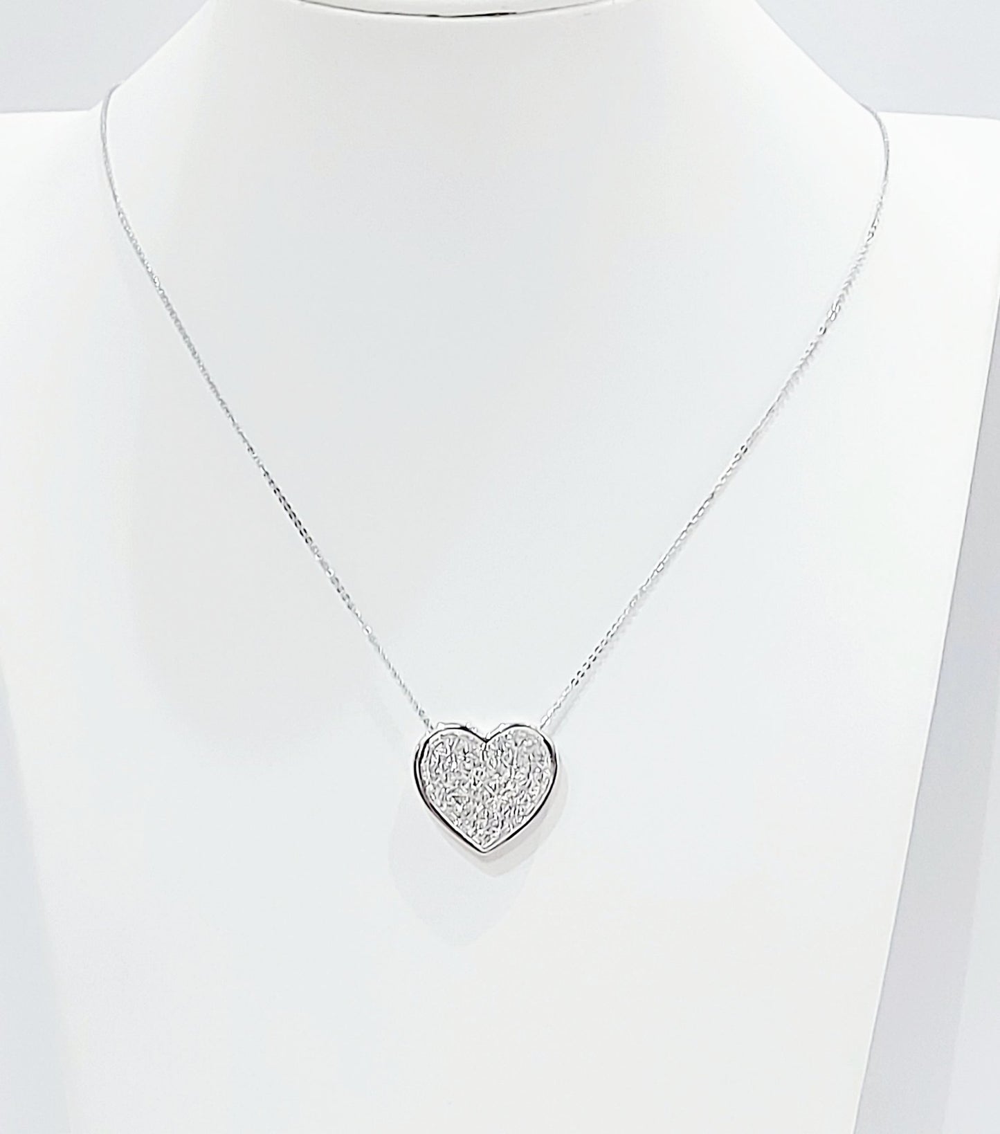 Collana e pendente cuore pavè in Oro Bianco con Diamanti 0,82 ct 18 kt (750)