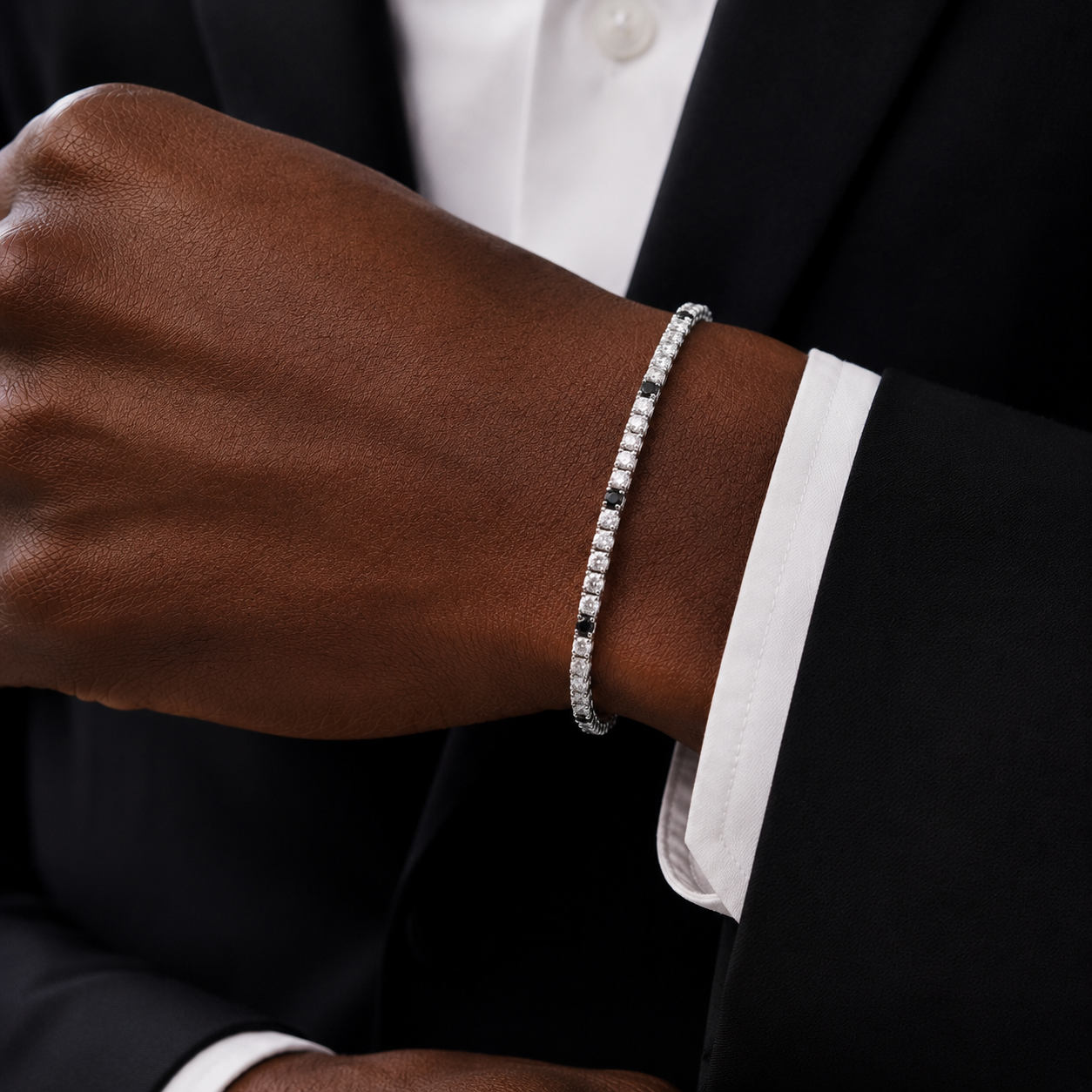 Bracciale tennis diamanti bianchi ct 2,55 e diamanti neri ct 0,36 in oro 18kt (750) - 18,50 cm