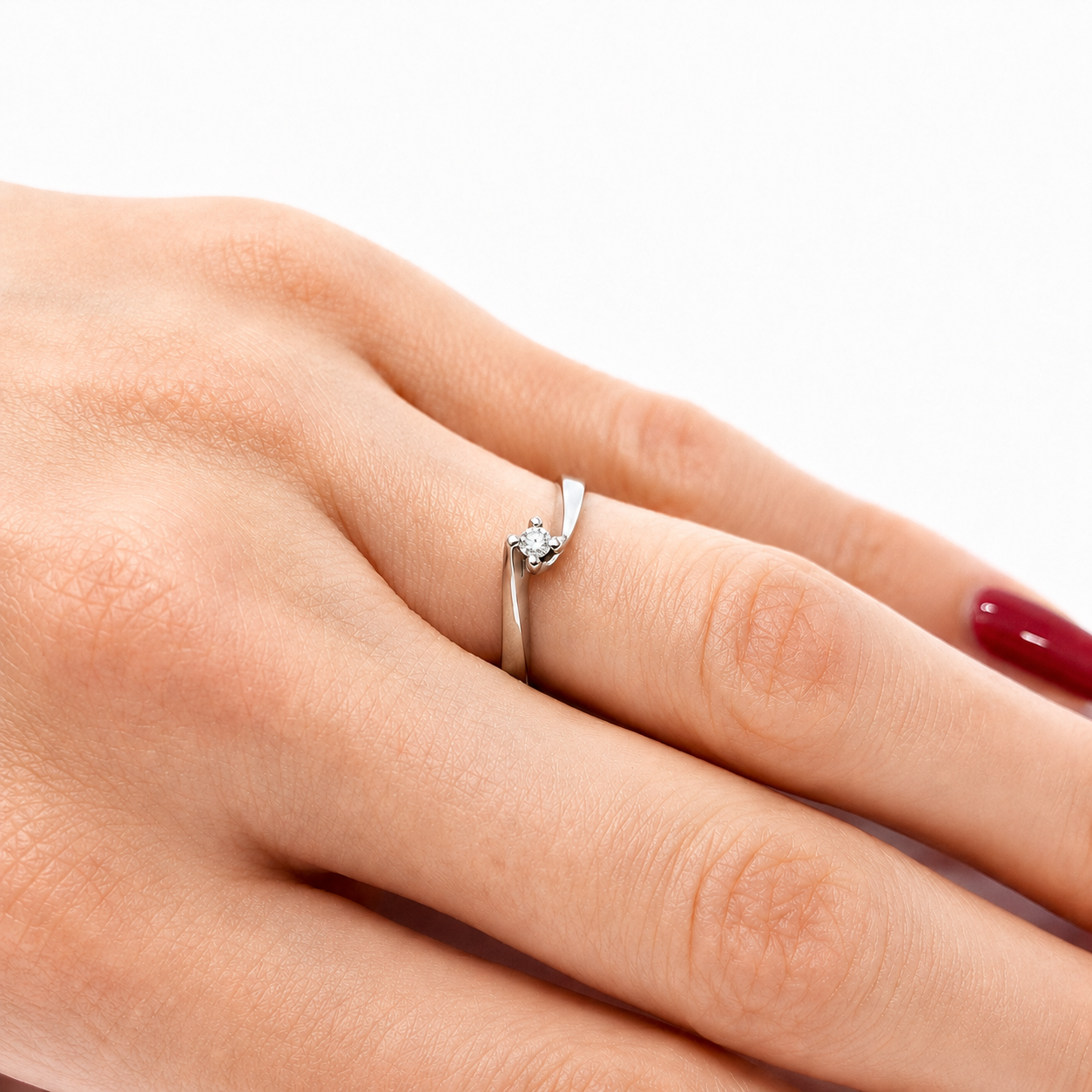 Anello solitario Valentino con diamante ct 0,20 in oro bianco 18kt (750) e certificato gemmologico