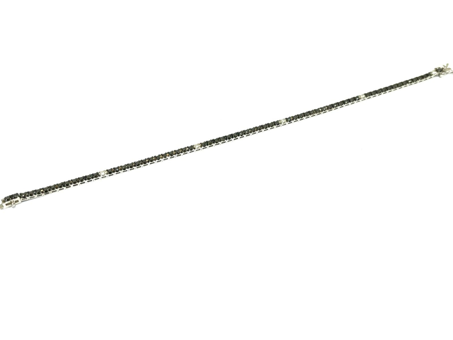 Bracciale tennis piramidale Astralia diamanti neri 3,25 e bianchi 0,20 ct in Oro Bianco 18 kt