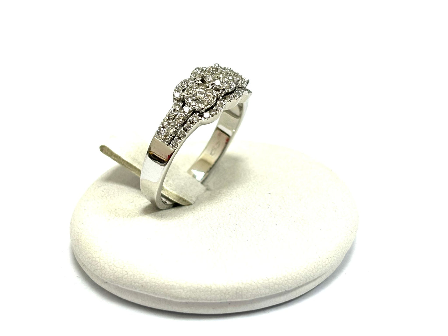 Anello trilogy magic Diamanti 0,90 ct in Oro Bianco 18 kt (750)