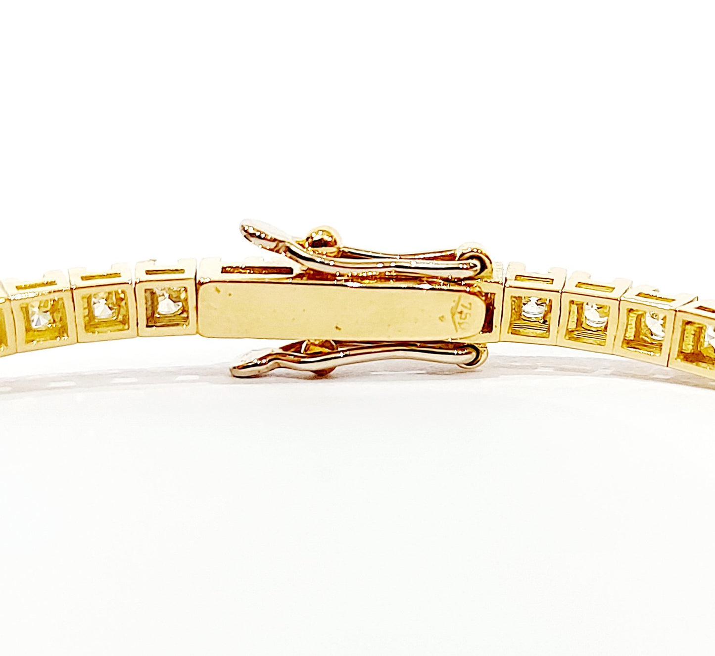 Bracciale Tennis in Oro Giallo con Diamanti 2,44 ct