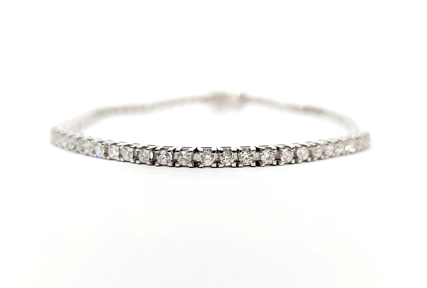 Bracciale Tennis Astralia in Oro Bianco con Diamanti 2,10 ct Certificazione Gemmologico GEM-TECH 18 kt (750)
