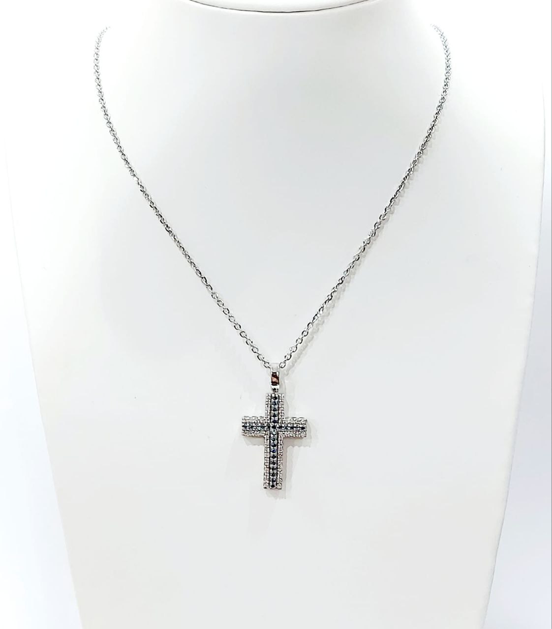 Collana in Oro bianco con Diamanti Sky Blu 0,65 ct e Diamanti Bianchi 0,96 ct 18 kt (750)