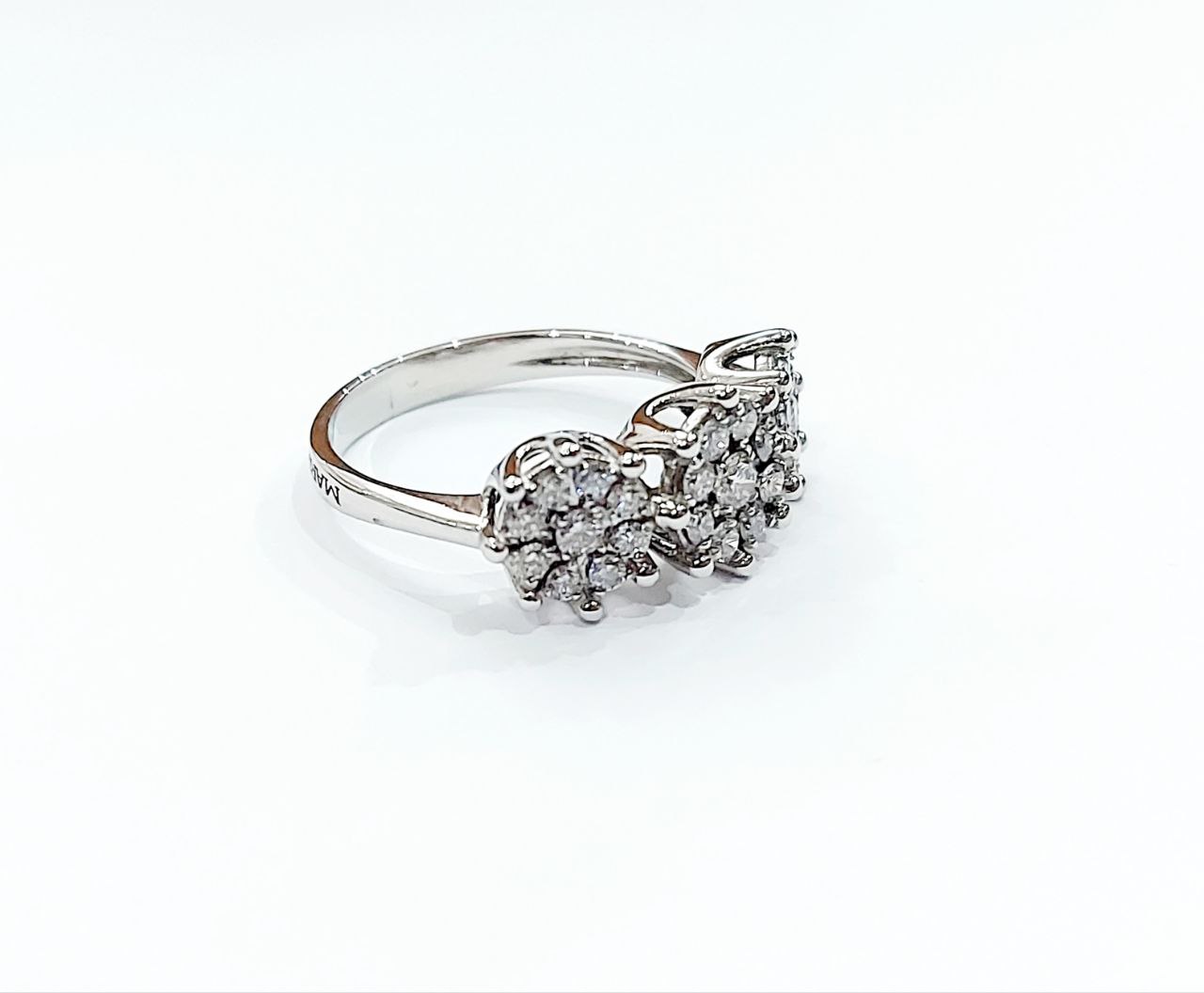 Anello Trilogy Magic con Diamanti 1,32 ct in Oro Bianco 18 kt (750)