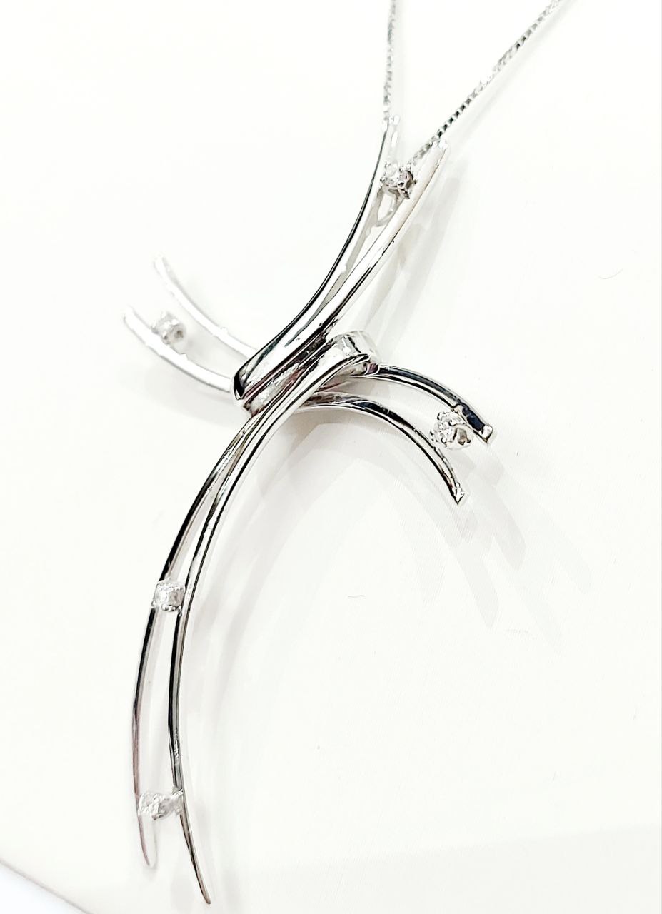 Collana e pendente croce in Oro Bianco e Diamanti 0,10 ct 18 kt (750)