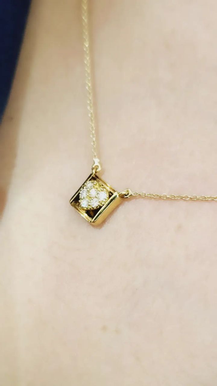 Collana pendente Donna Oro Giallo 18kt-750 Diamanti 0,18 ct
