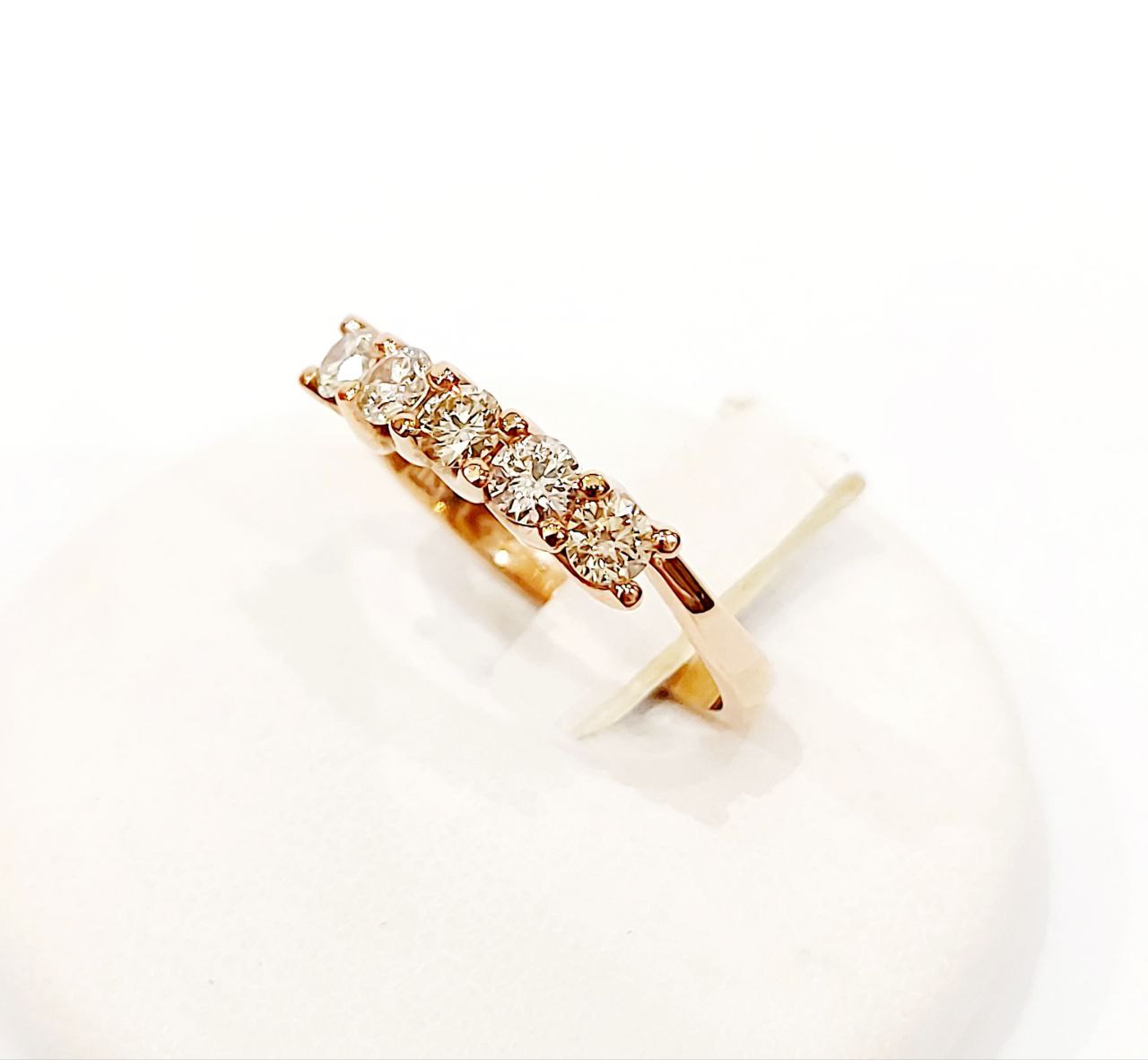 Anello veretta a 5 Astralia con diamanti Light Brown 0,75 ct in Oro Rosa 18 kt-750