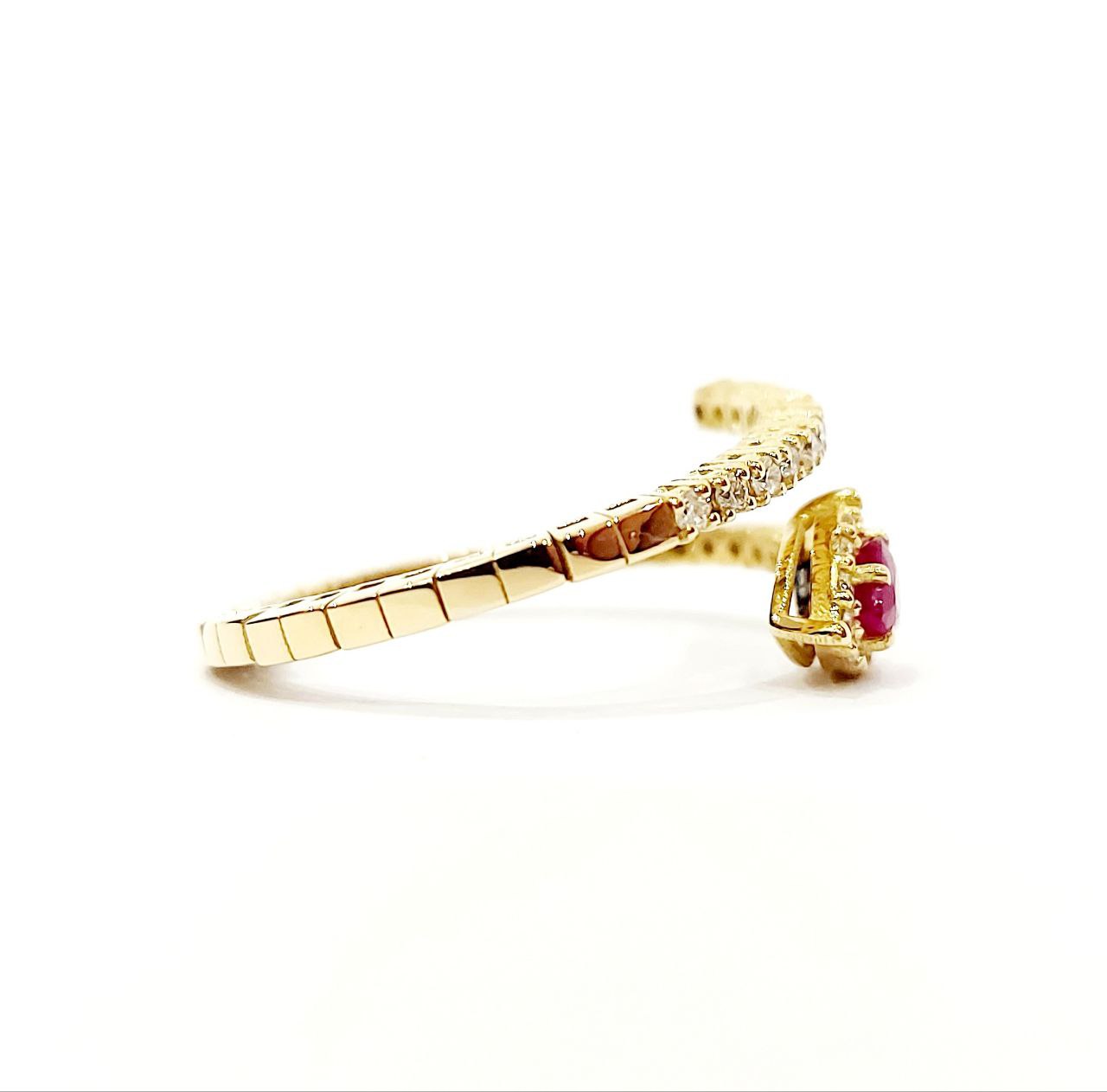 Anello contrarié Astralia con diamanti 0,42 ct e rubino 0,35 ct in Oro Giallo 18 kt (750)