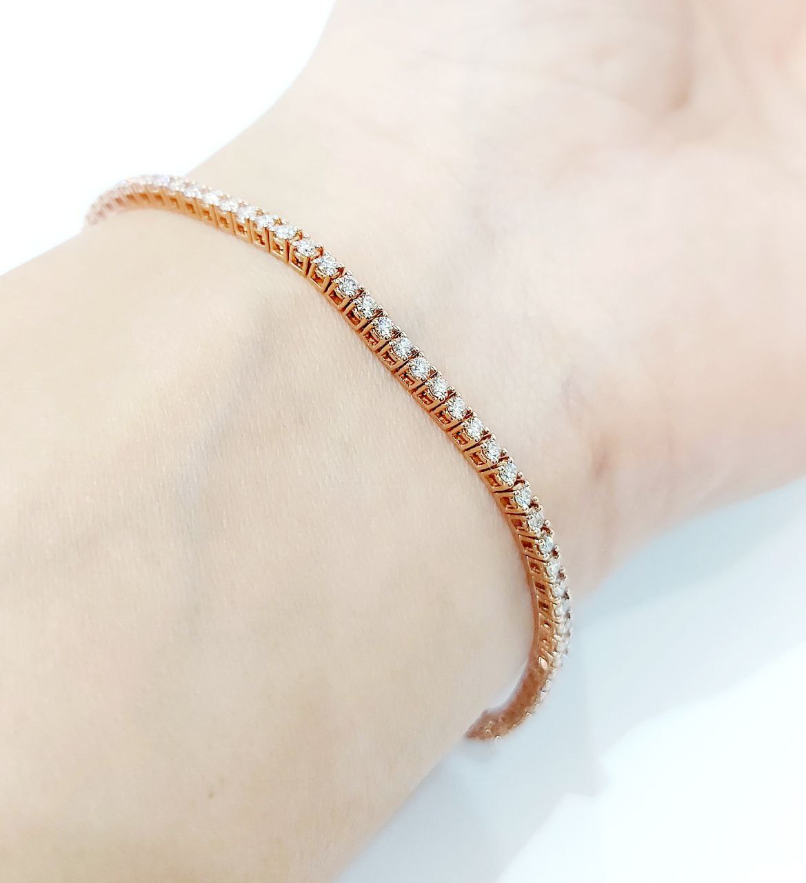 Bracciale Tennis a filo in Oro Rosa con Diamanti 1,90 ct con certificazione gemmologica 18kt (750)