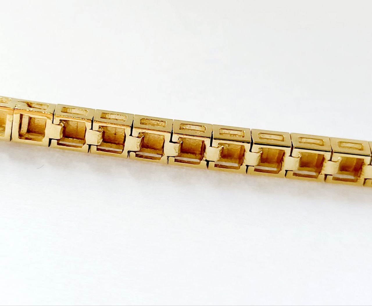 Collana modello tennis con Diamanti ct 5,04 in Oro Giallo 18 kt (750)