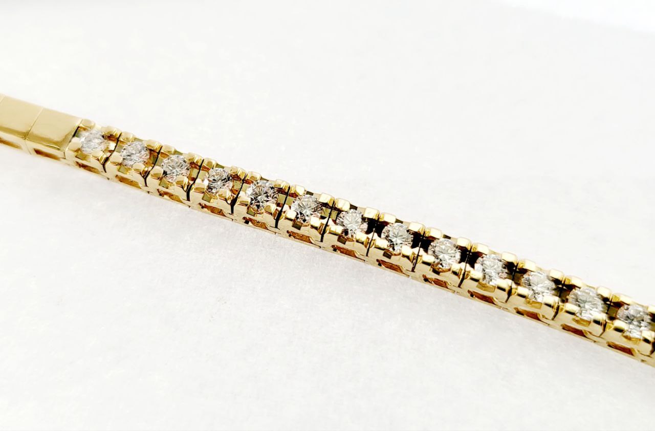 Collana modello tennis con Diamanti ct 5,04 in Oro Giallo 18 kt (750)