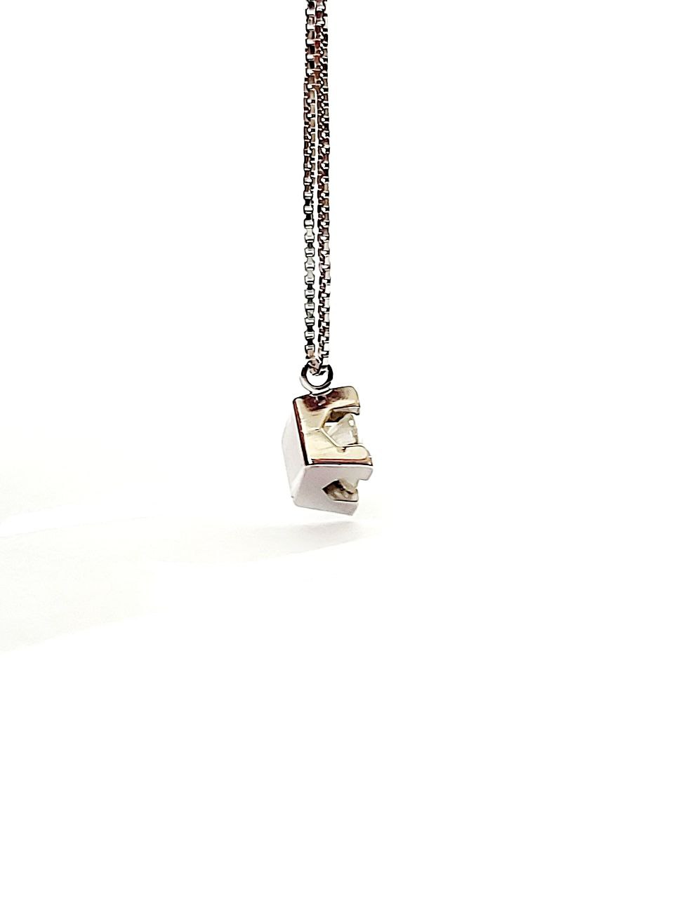 Collana con pendente punto luce con Diamante 0,70 ct in Oro Bianco 18 kt (750)