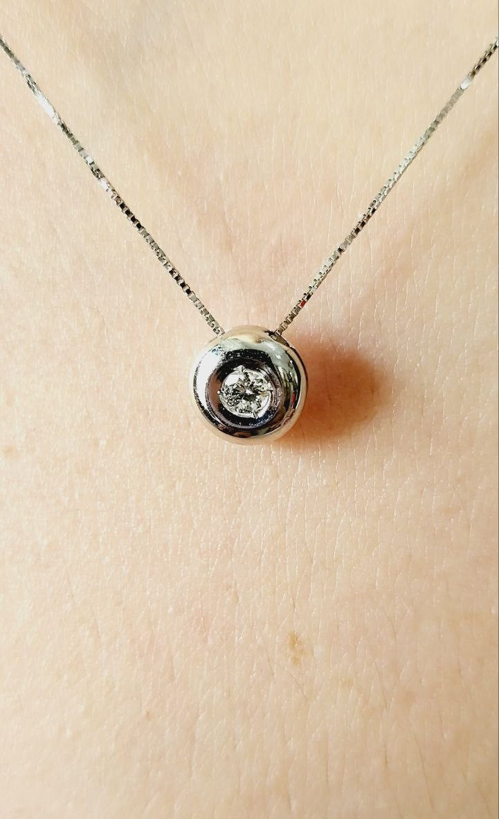 Collana e pendente punto luce a cipollina in Oro Bianco con Diamante 0,07 ct 18 kt (750)