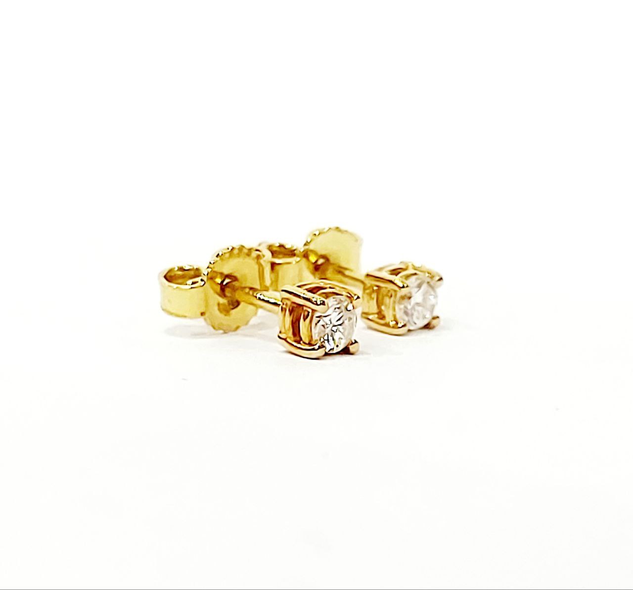 Orecchini punto luce a filo con Diamanti 0,30 ct in Oro Giallo 18 kt (750)