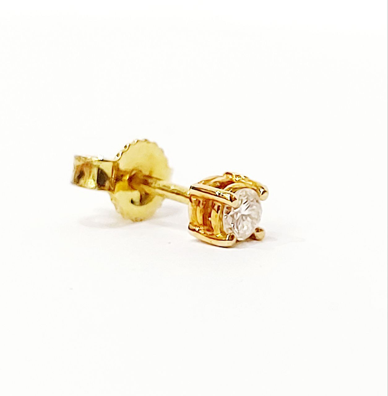 Orecchini punto luce a filo con Diamanti 0,20 ct in Oro Giallo 18 kt (750)