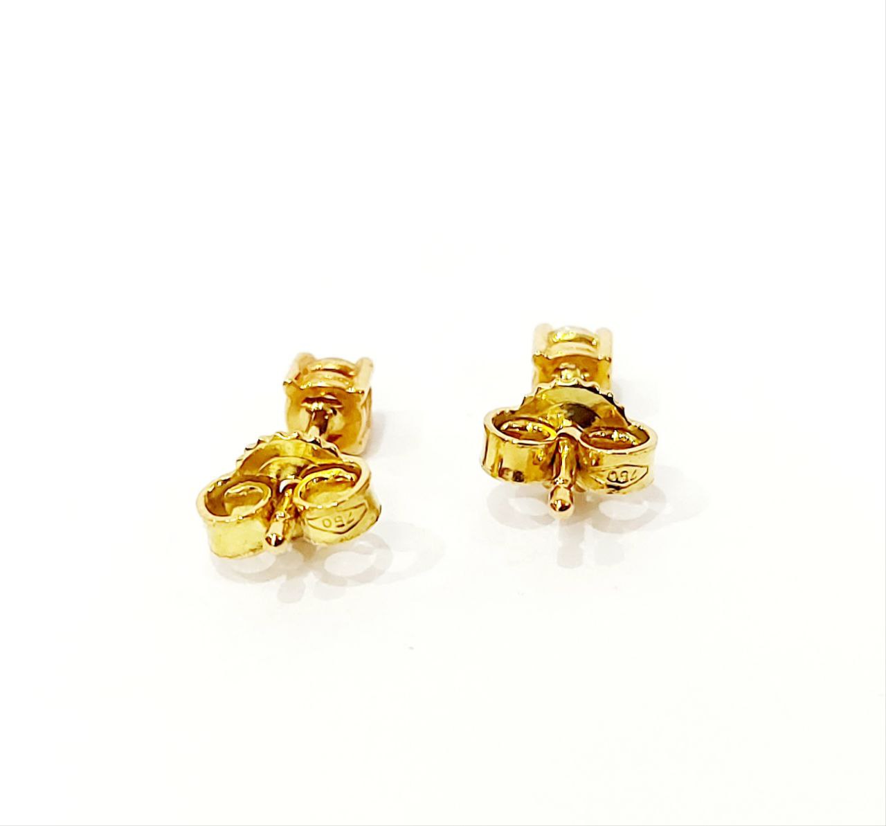 Orecchini punto luce a filo con Diamanti 0,20 ct in Oro Giallo 18 kt (750)