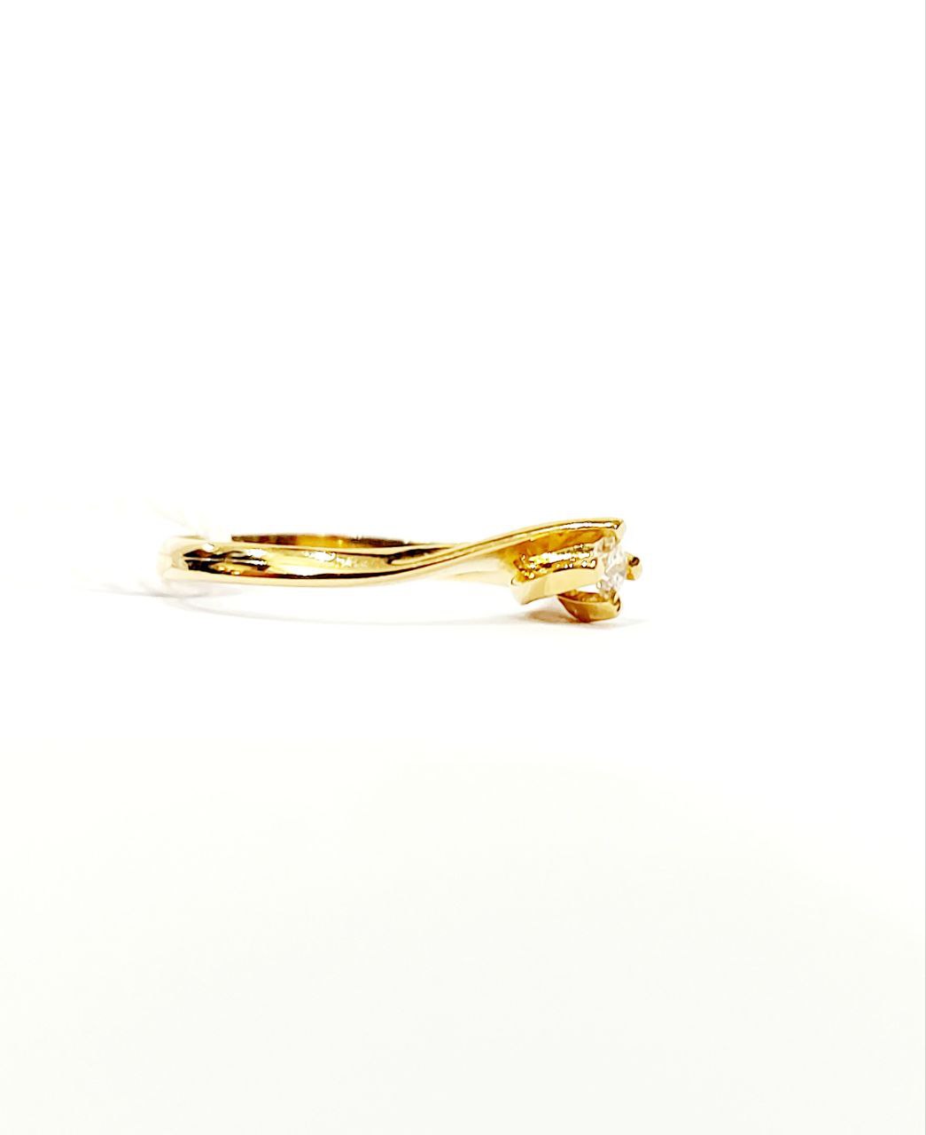 Anello solitario Oro Giallo con Diamante 0,10 ct 18 Kt (750)