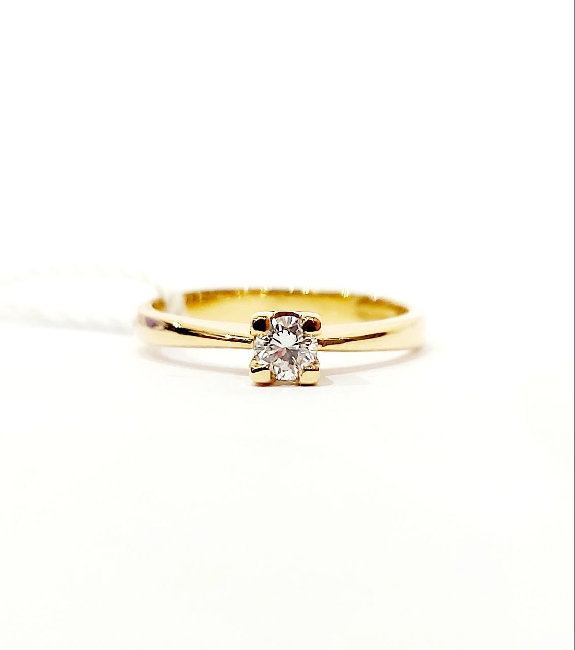 Anello Solitario modello 4 griffe con Diamante 0,25 ct in Oro Giallo 18 kt (750)