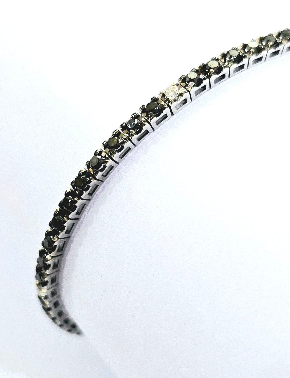 Bracciale Unisex modello Tennis Oro Bianco 18kt-750 Diamanti Neri ct 4,50 Diamanti Bianchi ct 0,50