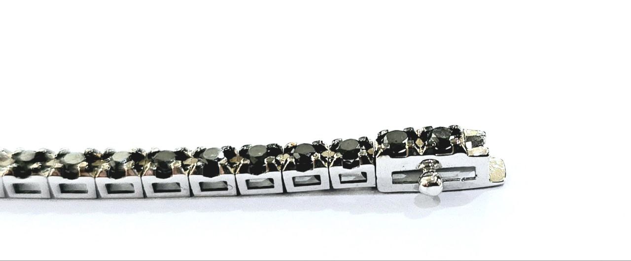 Bracciale Unisex modello Tennis Oro Bianco 18kt-750 Diamanti Neri ct 4,50 Diamanti Bianchi ct 0,50