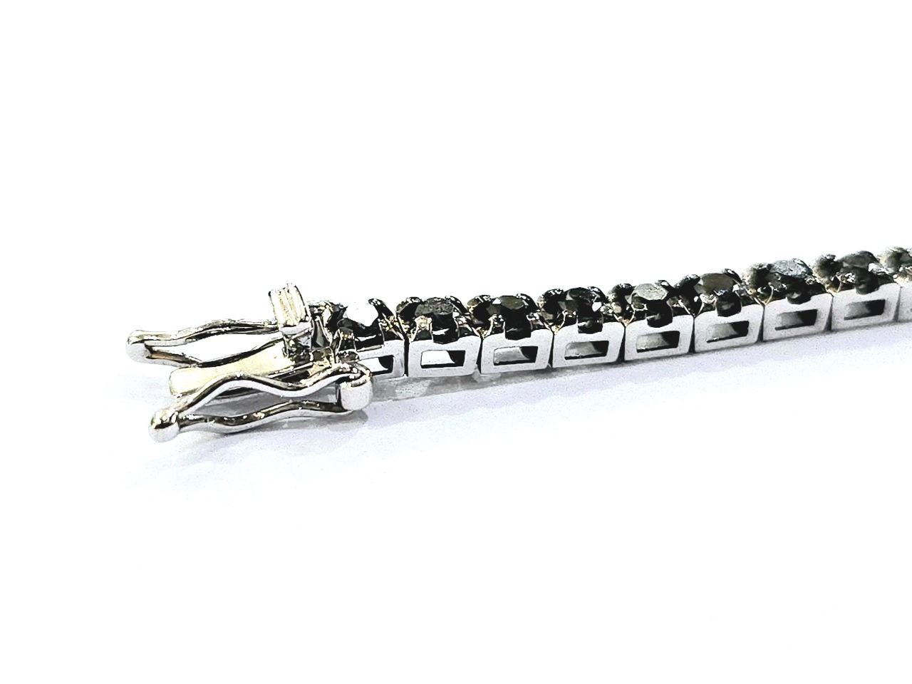 Bracciale Unisex modello Tennis Oro Bianco 18kt-750 Diamanti Neri ct 4,50 Diamanti Bianchi ct 0,50