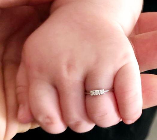 Anello trilogy collezione Baby Diamant CT 0,06 Oro Bianco 18kt-750