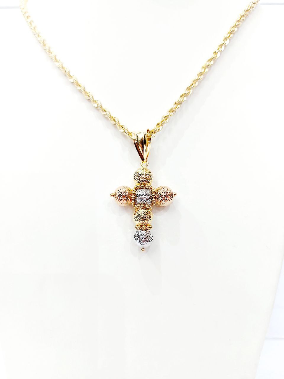 Collana con croce milleluci in Oro 18kt - Oreficeria