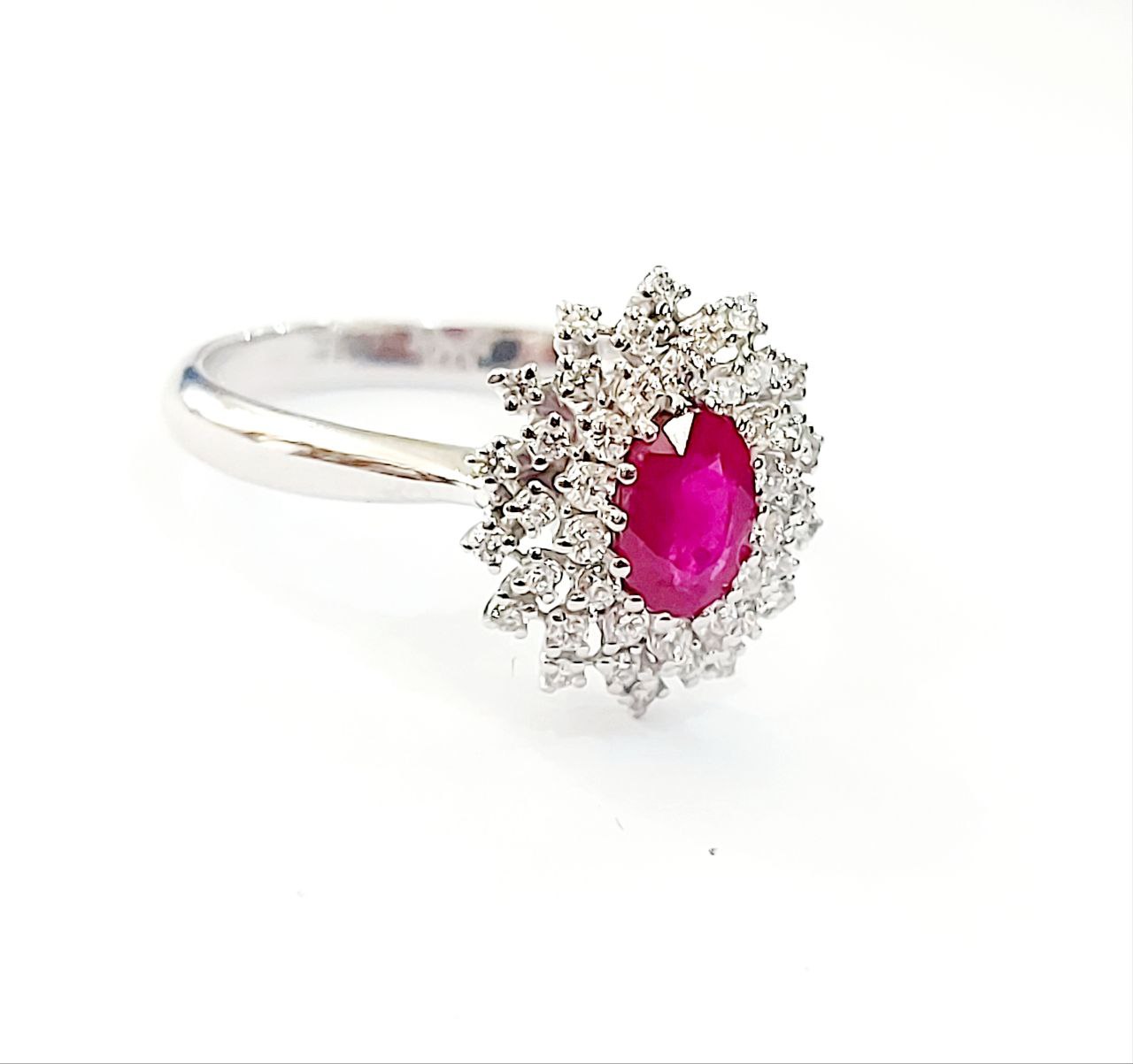 Anello fantasia Donna Oro Bianco 18KT-750 con Rubino ct 0,70 Diamanti ct 0,33