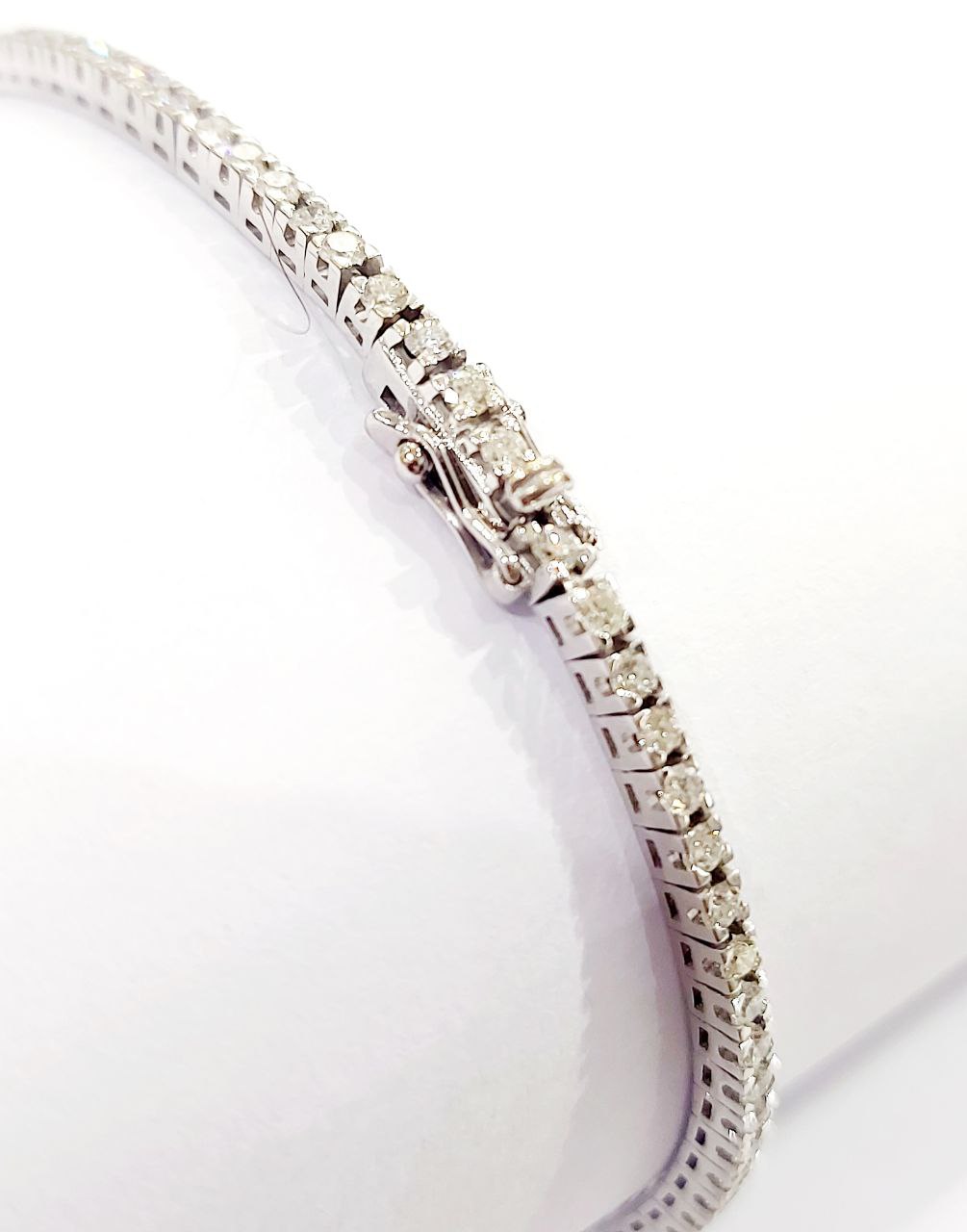 Bracciale modello tennis in Oro Bianco 18 kt con Diamanti bianchi naturali CT 1,10- 18,50 cm