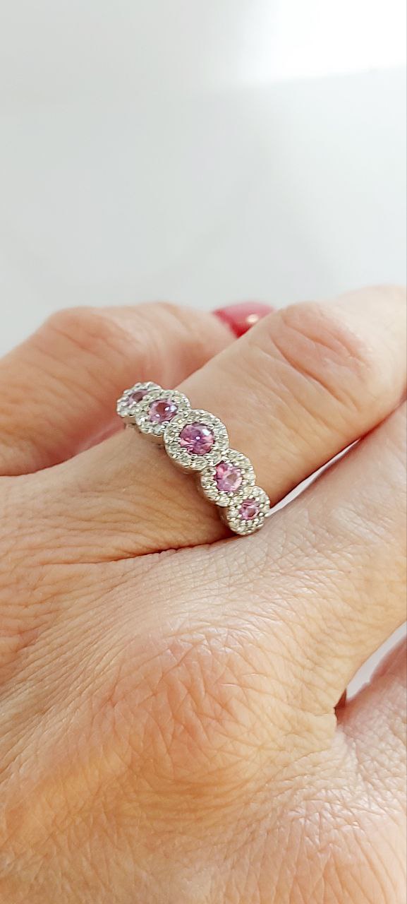 Anello modello magic con Zaffiro Rosa ct 0,69 e Diamanti 0,40 ct in Oro Bianco 18 kt (750)