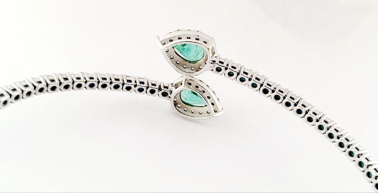 Bracciale Donna a molla contrariè Astralia Smeraldi ct 0,77 e Diamanti ct 0,92 Oro Bianco 18kt-750