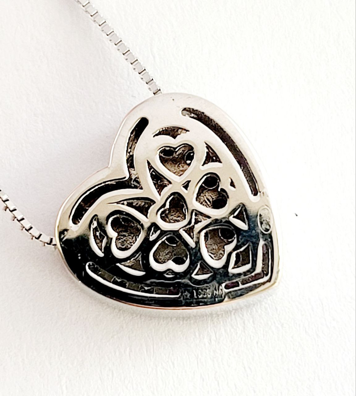 Collana cuore in pave' Oro bianco 18kt-750 con Diamanti ct 0,25 e Zaffiro Rosa ct 0,20