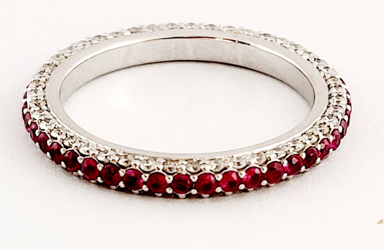 Anello modello riviera a giro a 3 fili con Diamanti e Rubini da Donna Oro Bianco 18kt-750