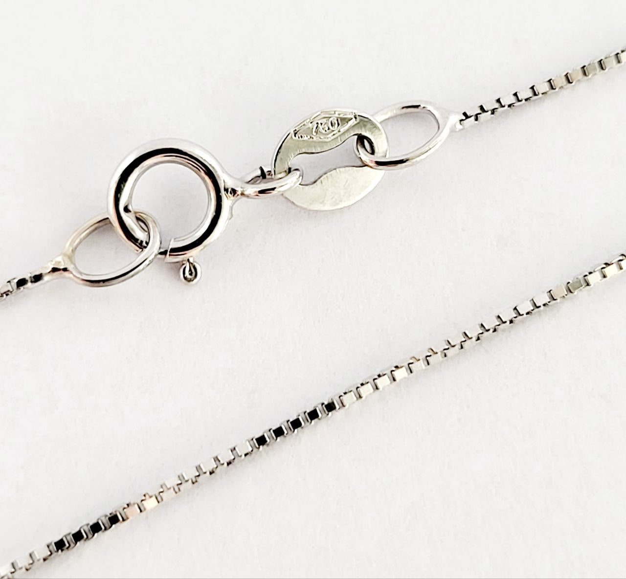 Collana pendente modello Ottagonale Diamanti 0,40 ct Smeraldo 0,70 ct in Oro Bianco 18k. - 750 (Copia)