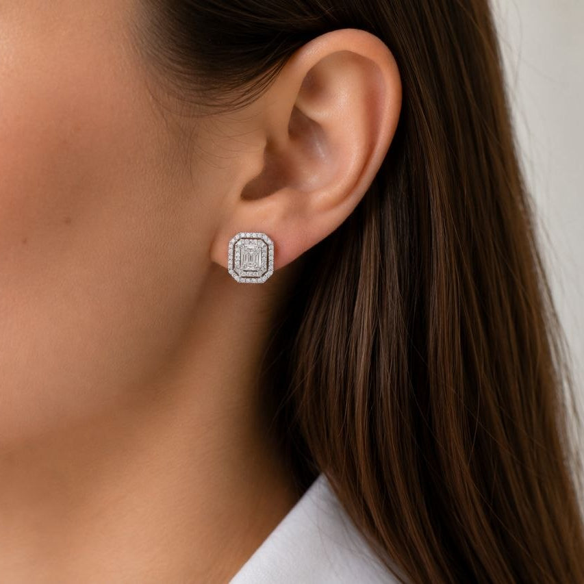 Orecchini rettangolari con diamanti ct 0,75 in oro bianco 18kt (750)