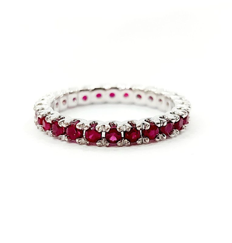 Anello Veretta con Rubini 2,00 ct in Oro Bianco 18 kt (750)