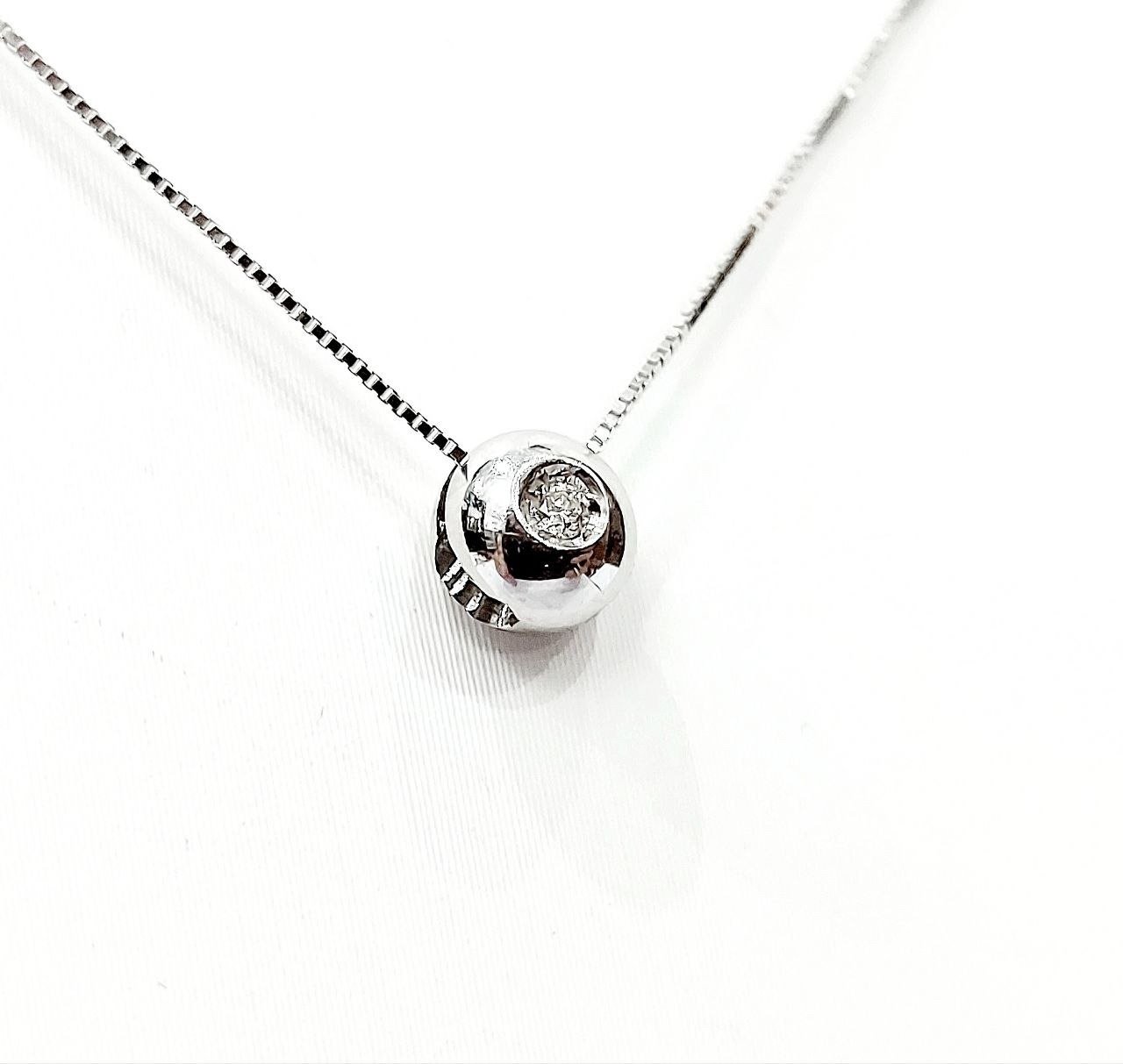 Collana e pendente punto luce a cipollina in Oro Bianco con Diamante 0,10 ct 18 kt (750)