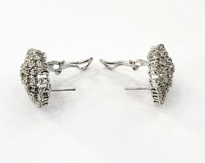 Orecchini Goccia Oro Bianco e Diamanti 2,75 ct con certificazione gemmologica AIG MILAN 18 kt (750)