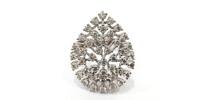 Anello a Goccia Astralia in Oro Bianco con Diamanti ct 1,54 certificazione gemmologica AIG MILAN 18 kt (750)