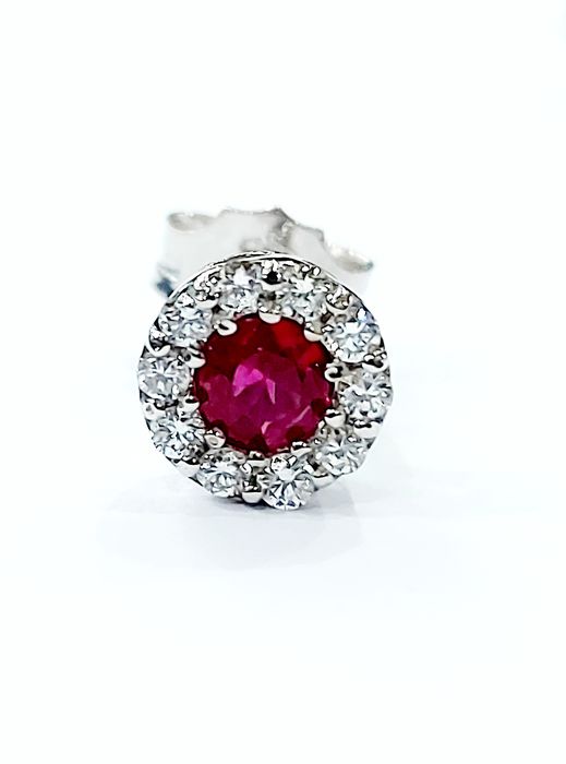 Orecchini con Rubini 0,70 ct e Diamanti 0,50 ct in Oro Bianco 18 Kt (750)
