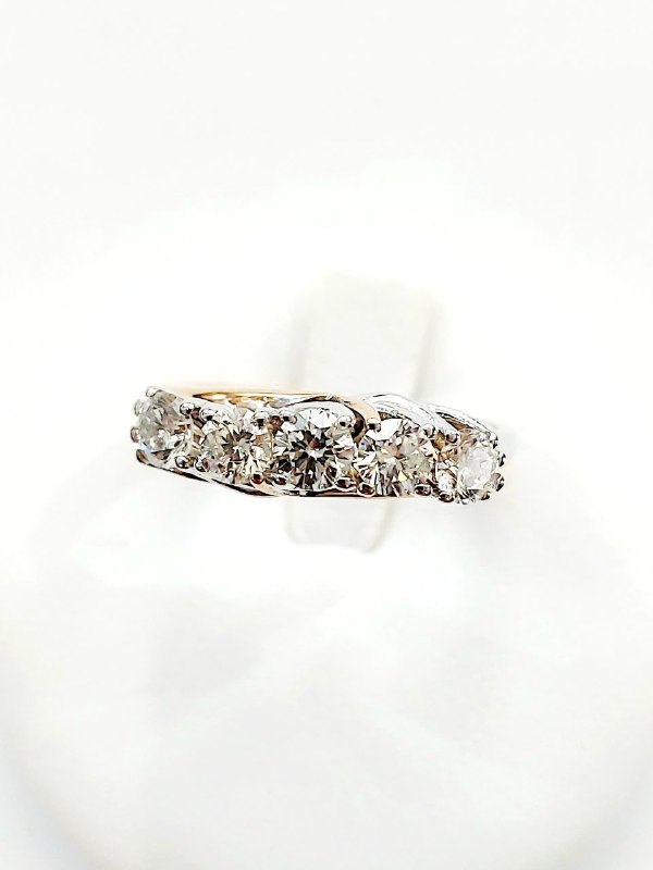Anello Astralia riviera a 5 diamanti 1,35 ct in Oro Rosa e Oro Bianco 18 kt (750)