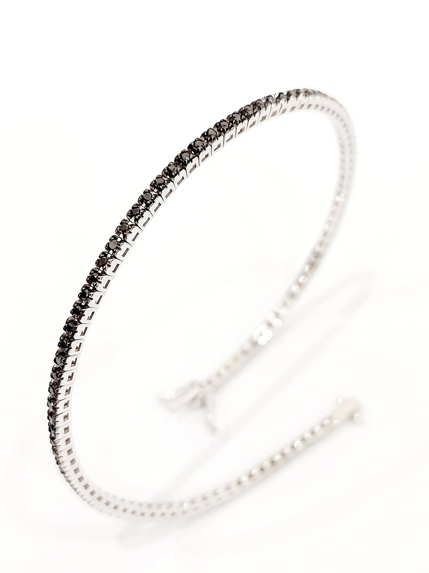 Bracciale Tennis in Oro Bianco punte brunite con Diamanti Black 0,99 ct 18 kt (750)