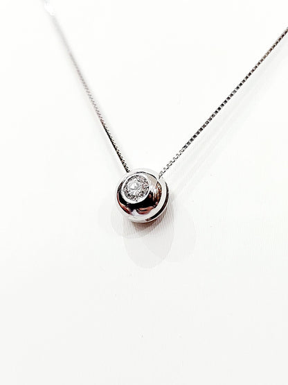 Collana e pendente punto luce a cipollina in Oro Bianco con Diamante 0,15 ct 18 kt (750)